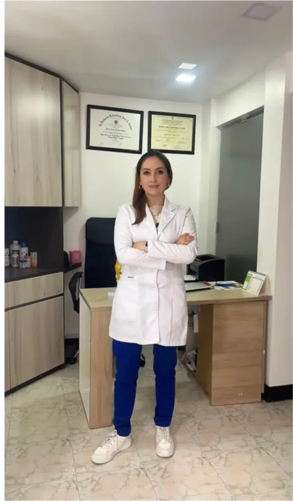 Mónica Bermudez - Médico Especialista en Medicina de la Actividad Física y del Deporte y Especialista en Terapias Alternativas